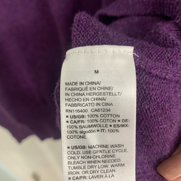 Gorgeous, purple, long sleeve sweater - women’s size Medium. 100% cotton - Picture 3 of 9